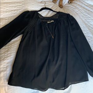Black sip blouse